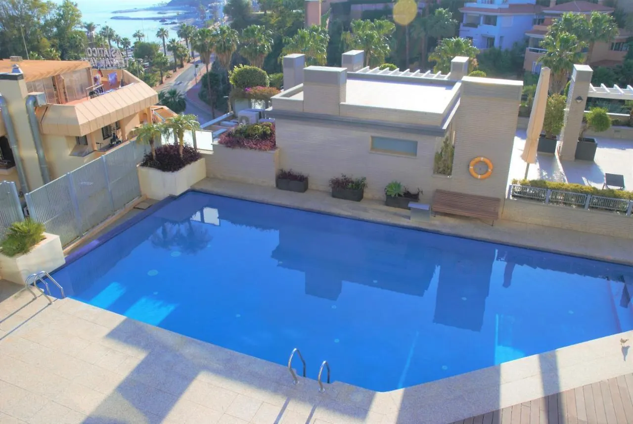 Bay View Luxury Apartment, Amazing Sea View & Pool Benalmádena 0*,